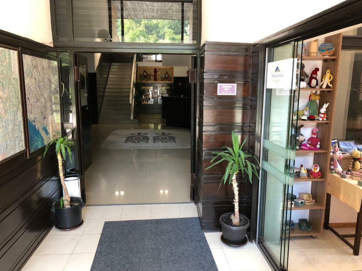 科莫维酒店 Andrijevica 外观 照片